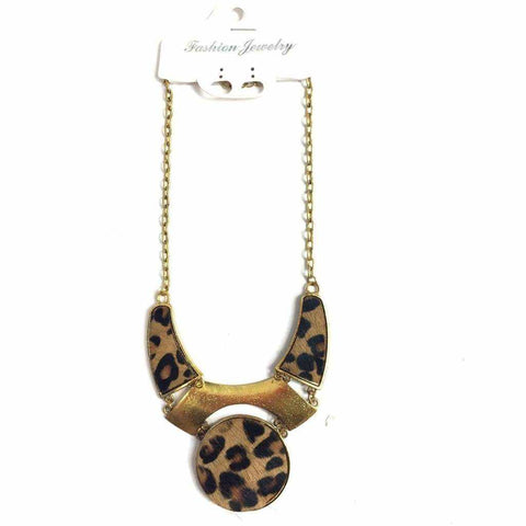 Gold leopard mixed necklace with gold metal chain.
