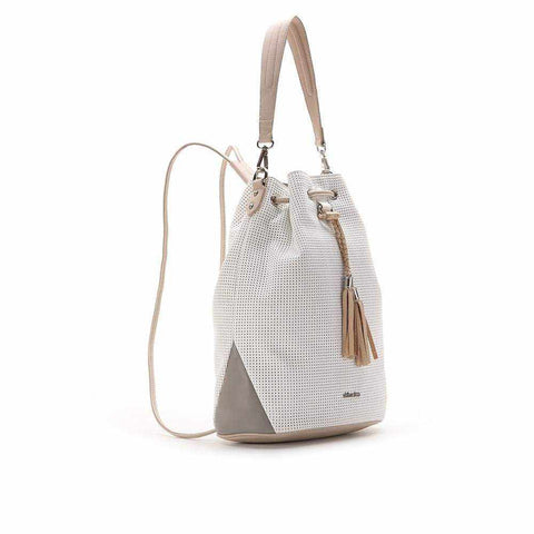 Two-in-one Turqueta Backpack Shopper in mesh design with leather strap and tassel.